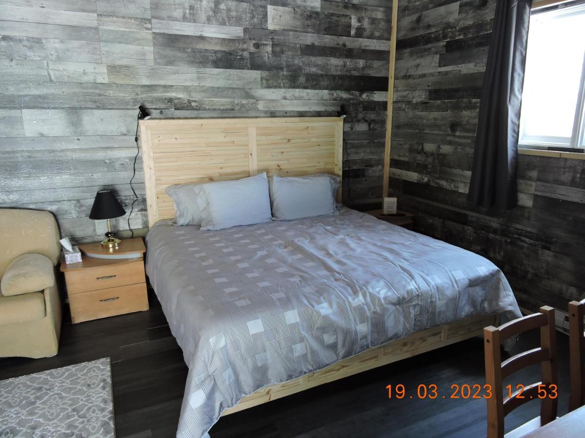 Gite Passion Et Tendresse B&B Shefford Exteriör bild