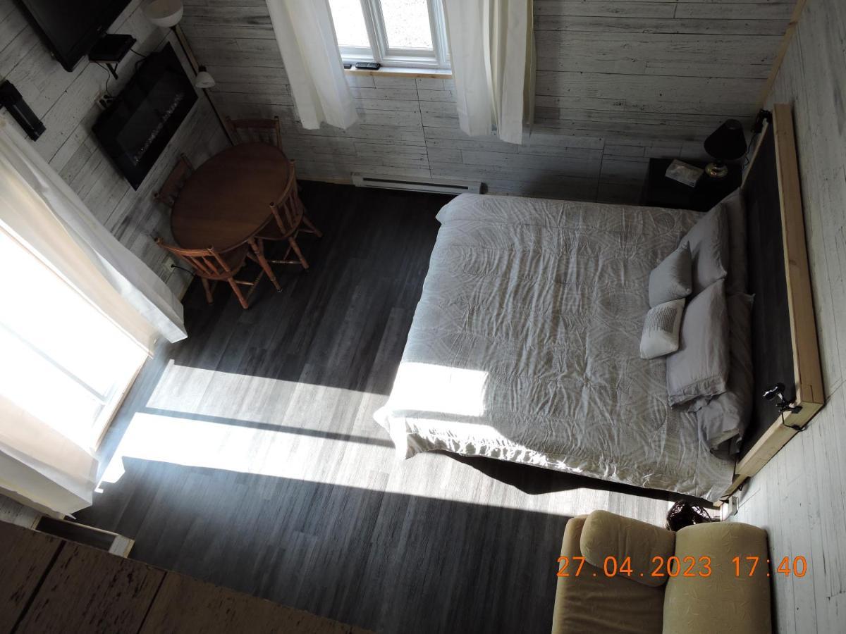 Gite Passion Et Tendresse B&B Shefford Exteriör bild
