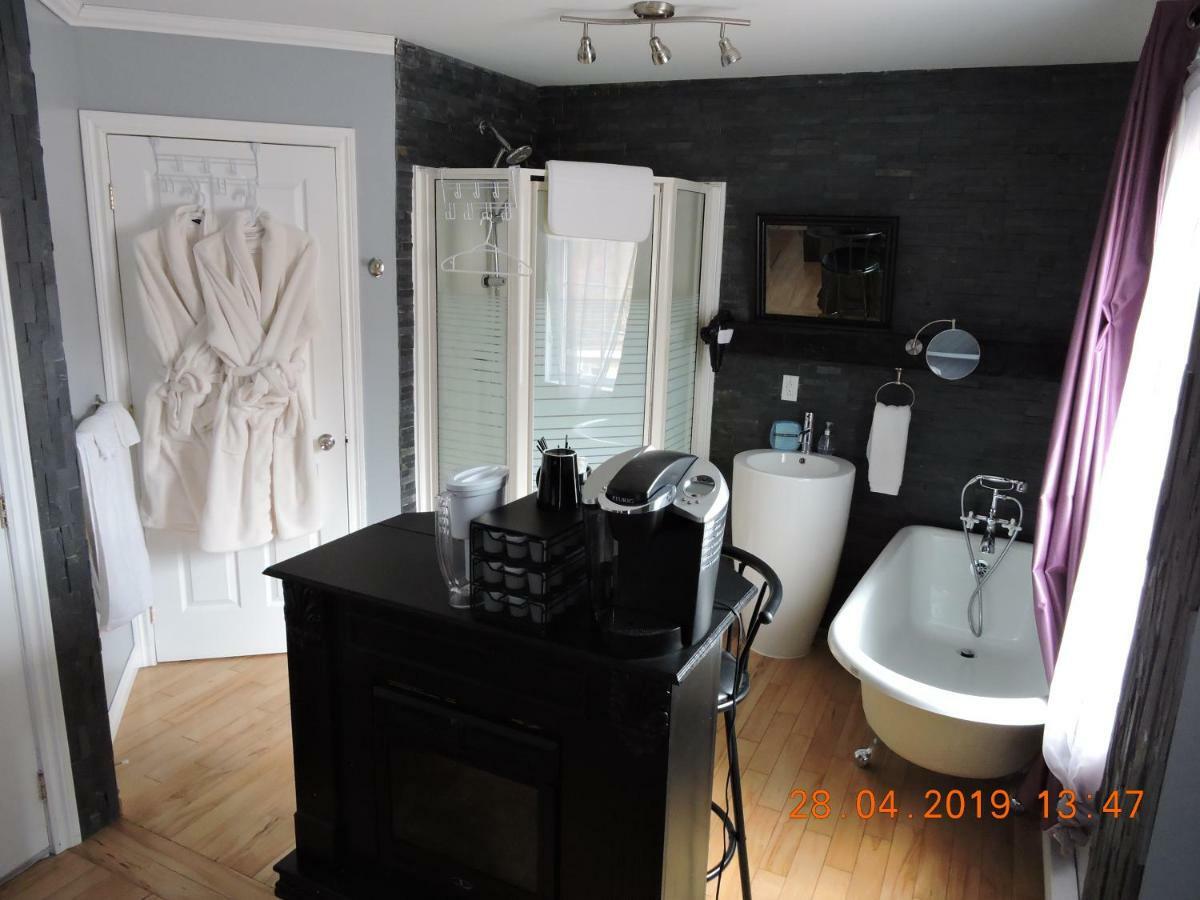 Gite Passion Et Tendresse B&B Shefford Exteriör bild