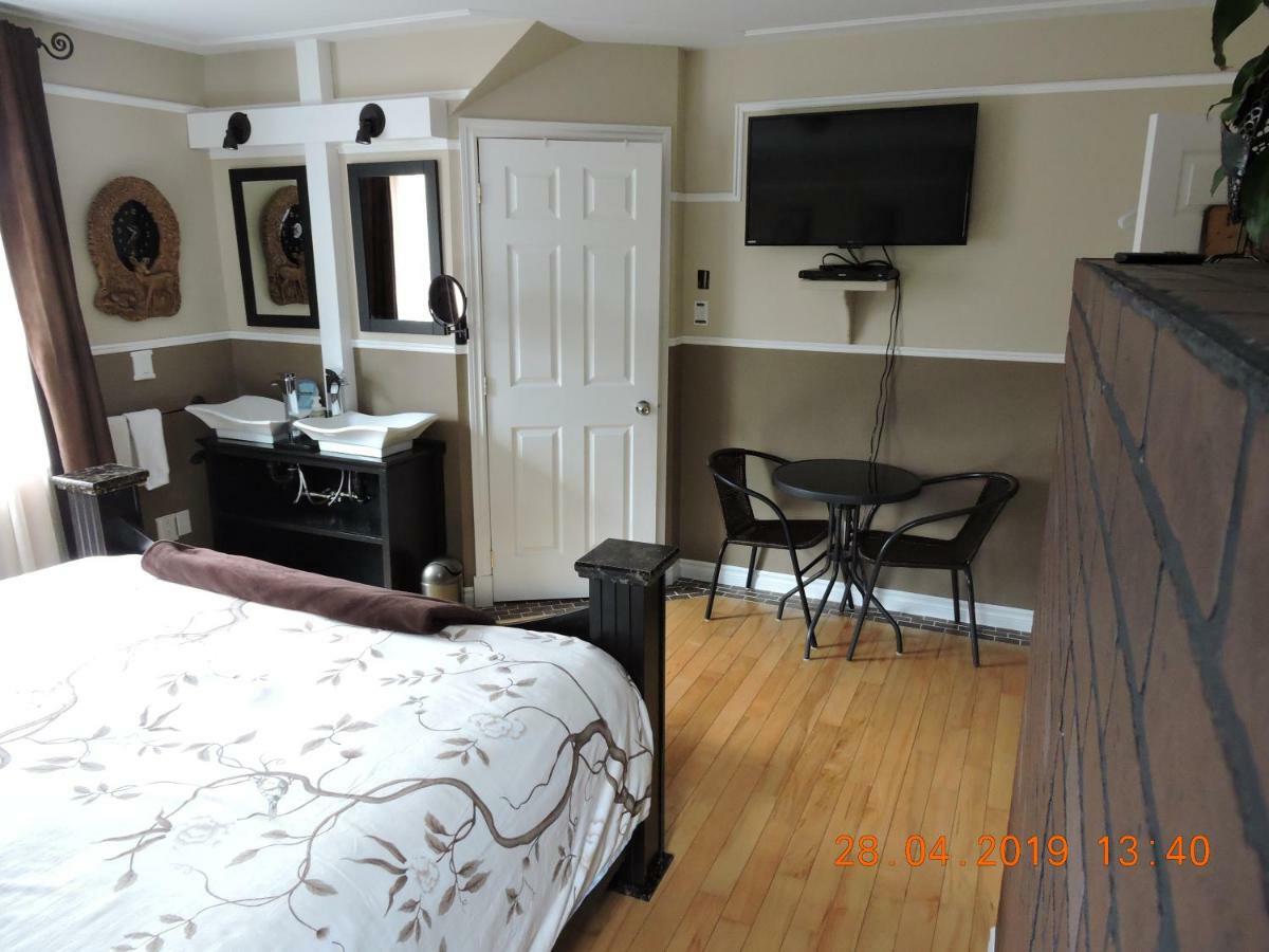 Gite Passion Et Tendresse B&B Shefford Exteriör bild